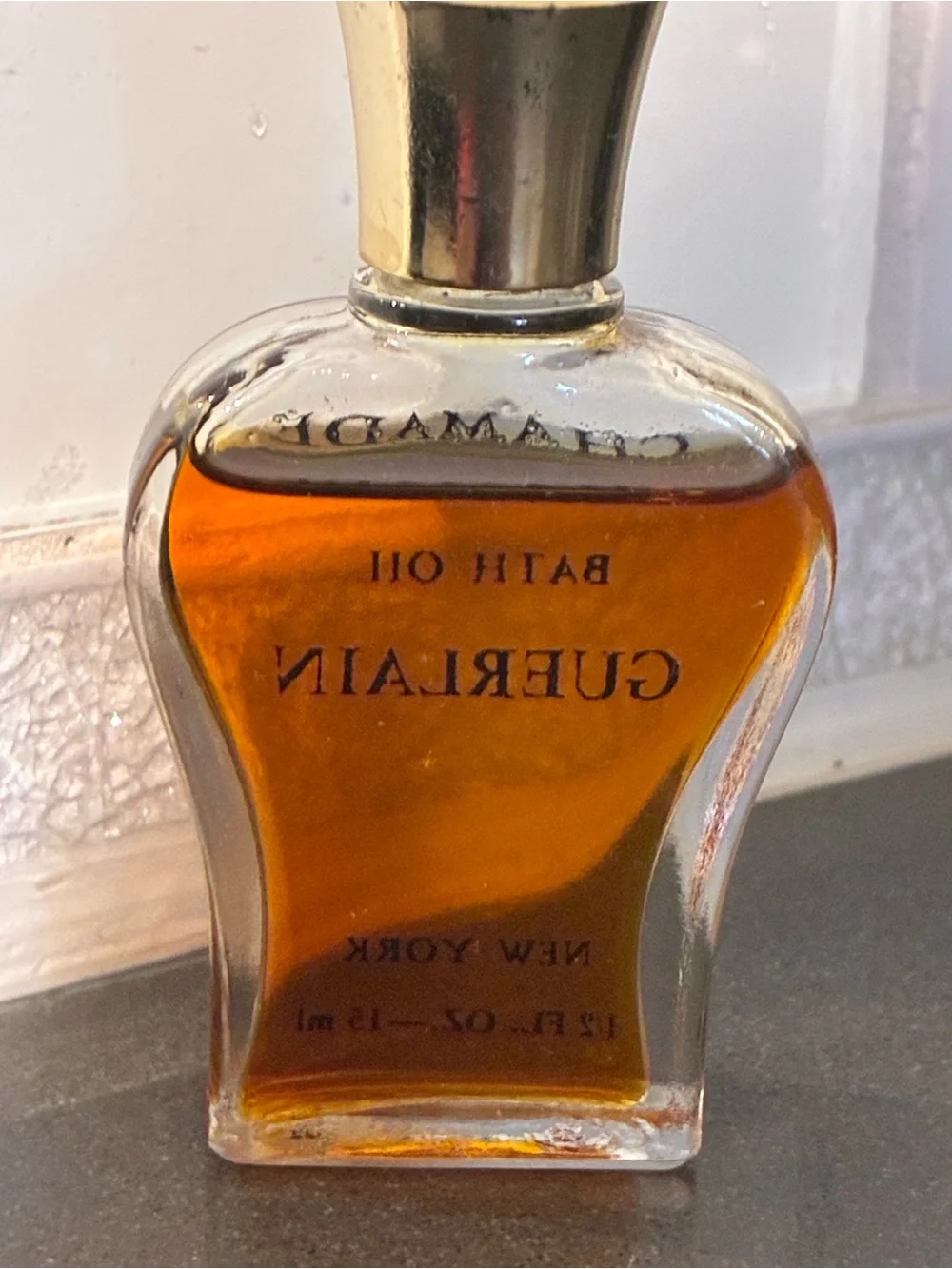 GUERLAIN luxurious bath